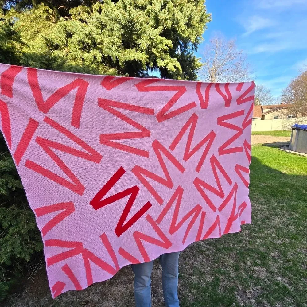 🩷🧡BaubleBar Custom Monogram Knit Blanket - Letter M or W Pink/Red/Orange
